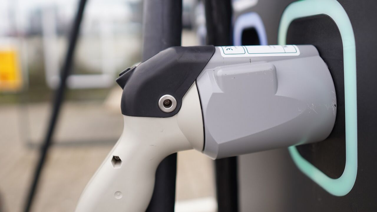 Duurste gemeentes elektrische auto opladen palen
