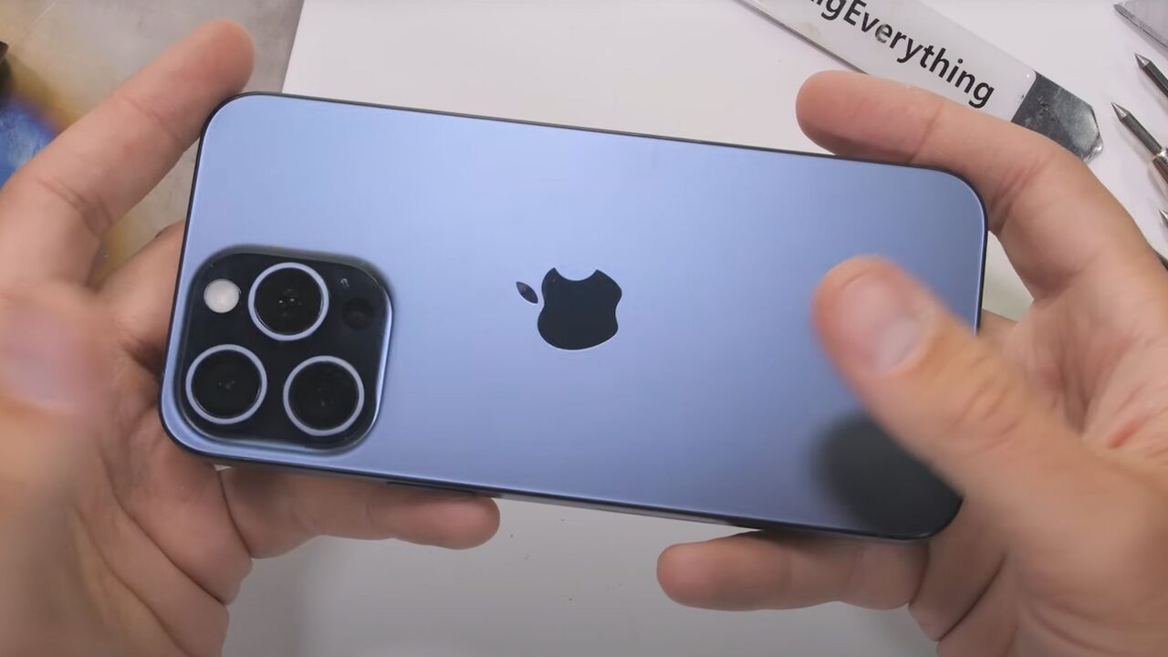 hoe buigbaar is iphone 15