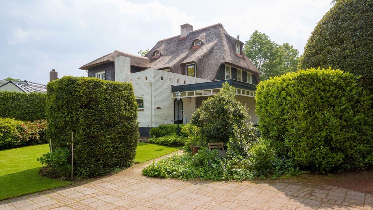 villa waalre voetballer noa lang