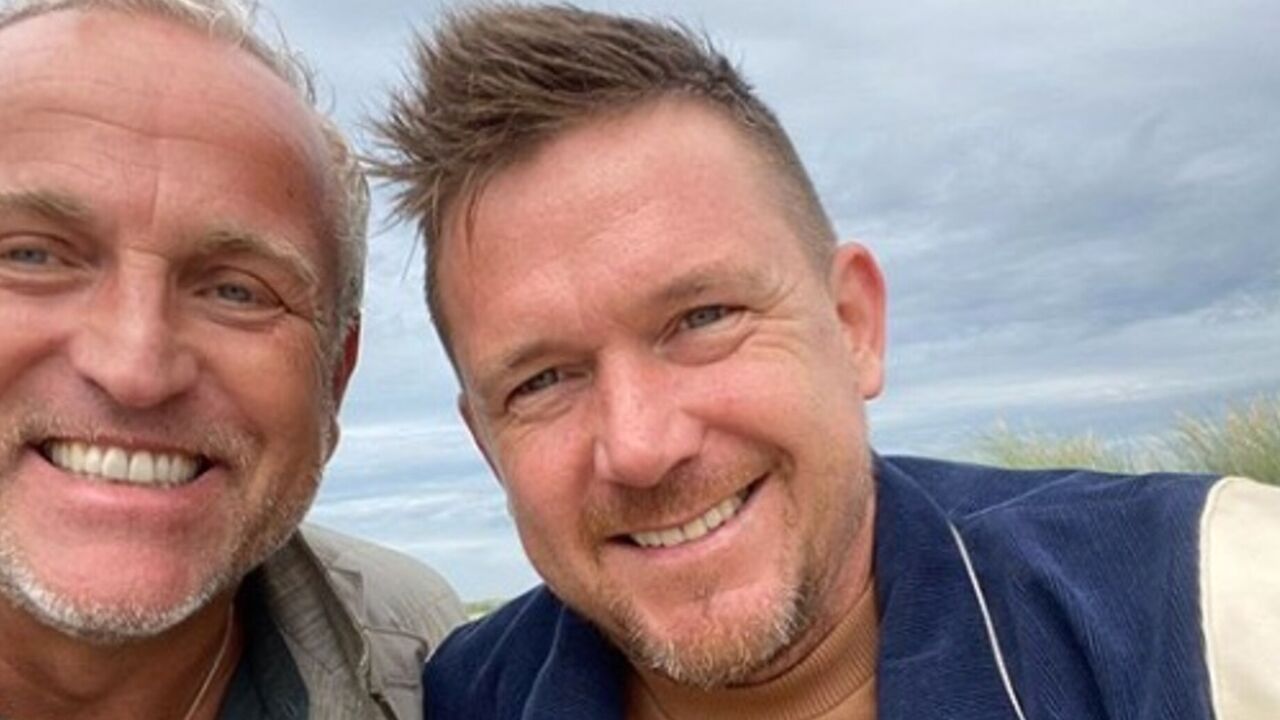 johnny de mol koopt woning