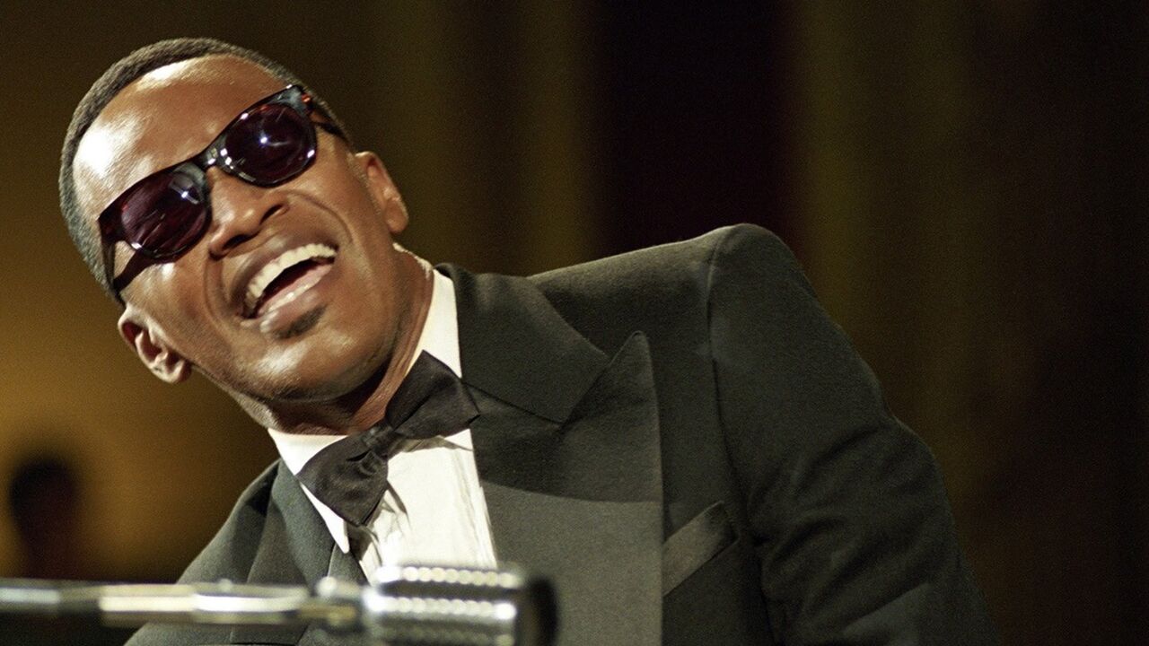 Jamie Foxx in "Ray" film autobiografie