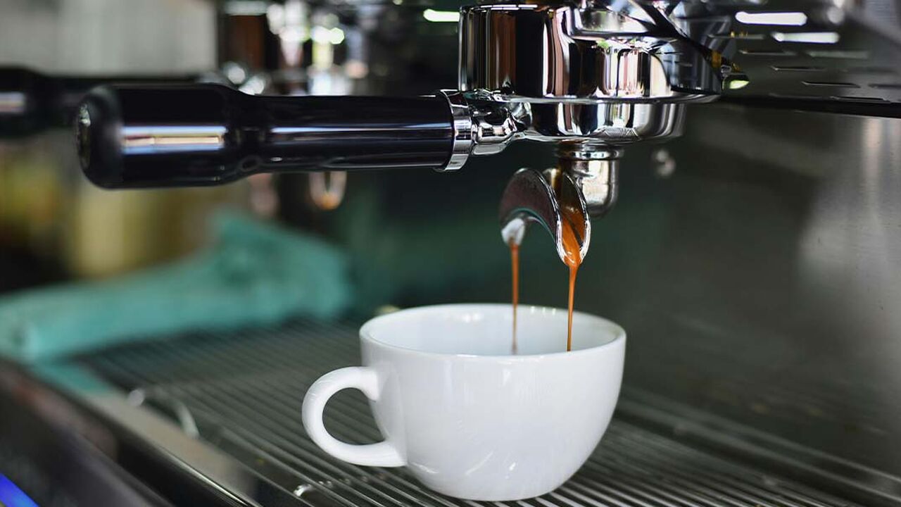 Hoeveel cafeïne kan je lichaam aan?