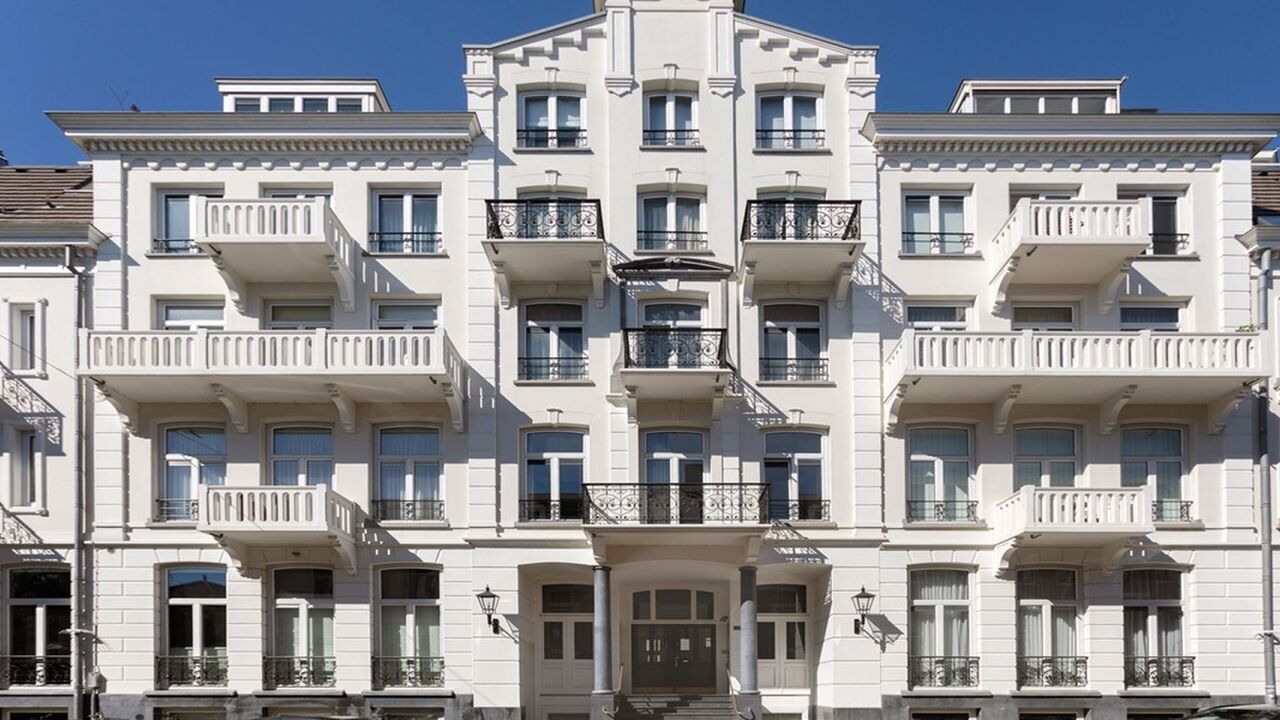 Illustratie voor: Nederlandse filmproducent zet prachtige woning aan de P.C. Hooftstraat te koop