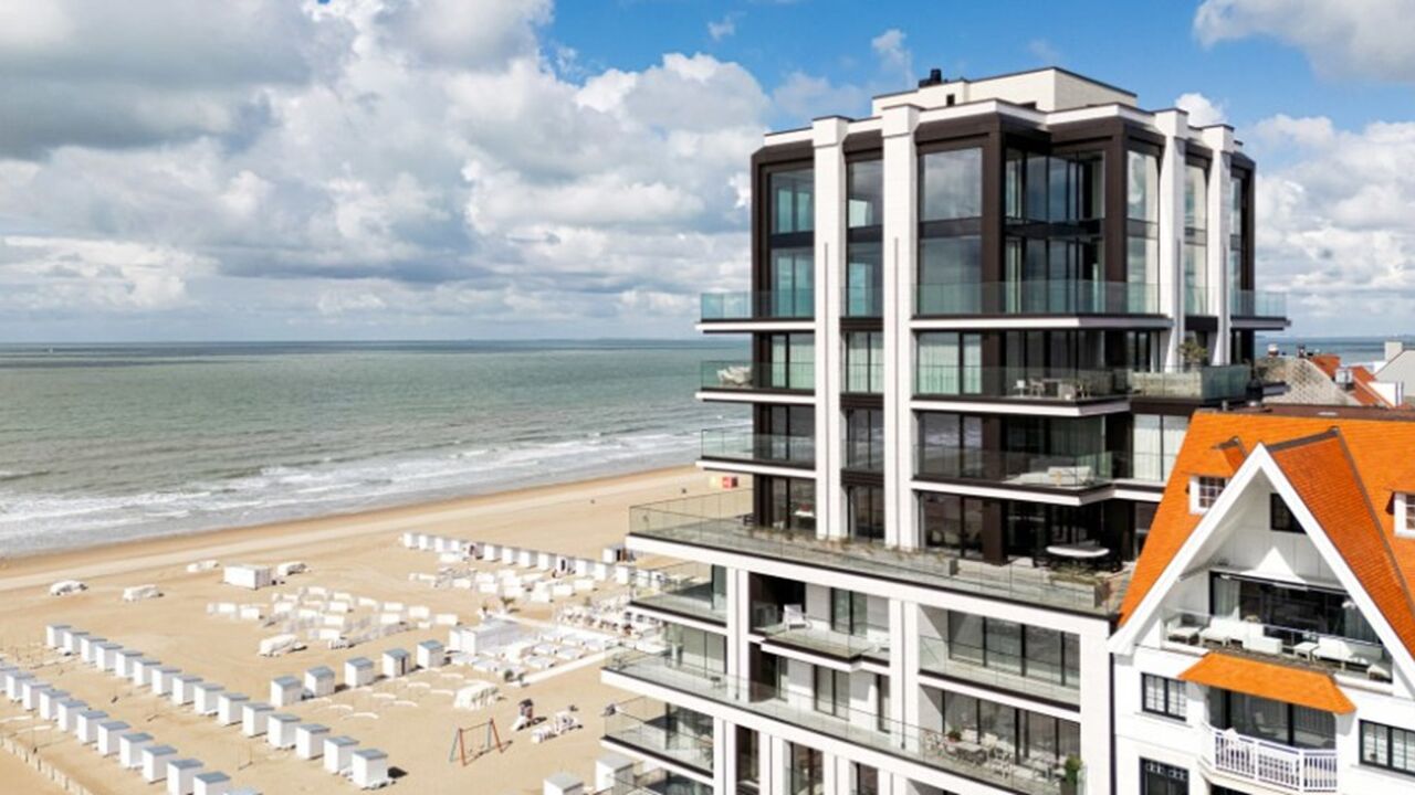 Illustratie voor: Loterijwinnaars verkopen super-de-luxe penthouse in Knokke voor € 18 miljoen