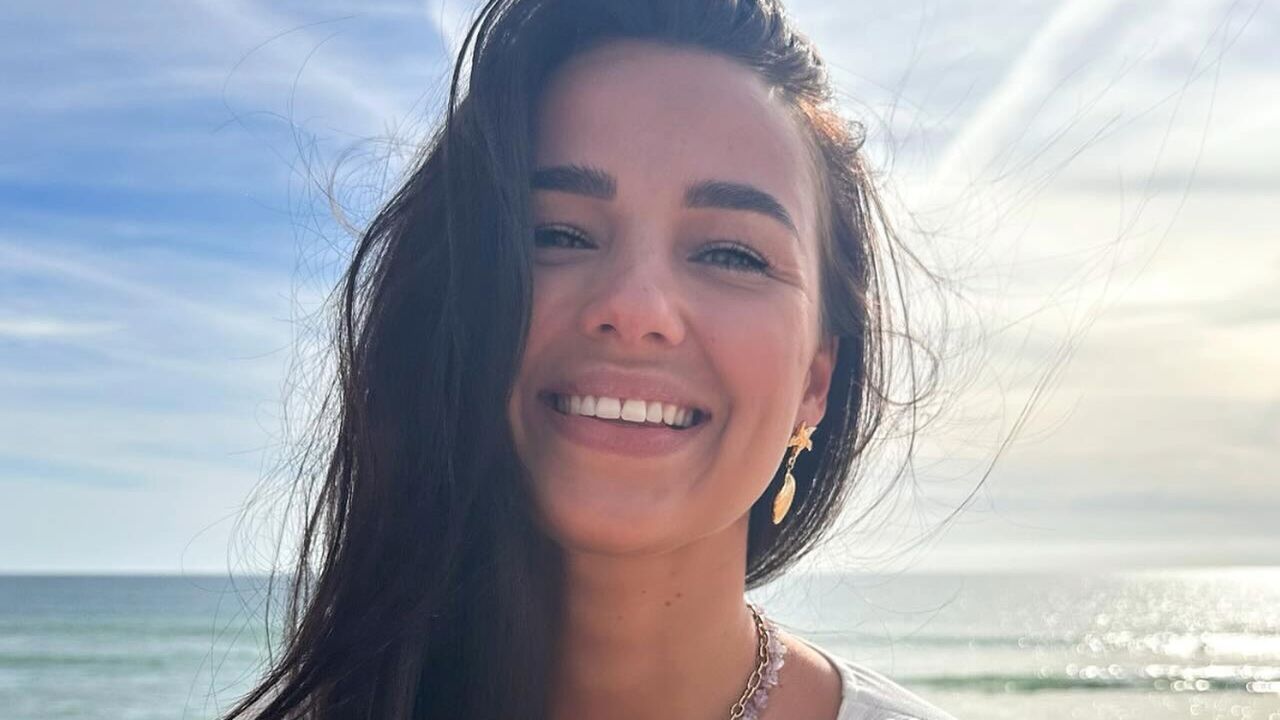 Illustratie voor: Nina Warink deelt prikkelende video in Hunkemöller-lingerie