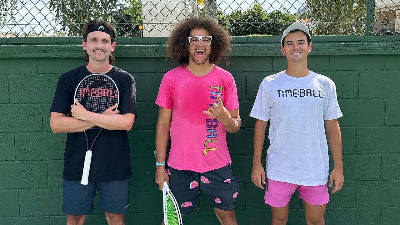 Redfoo Amerikaanse artiest maakt prof debuur tennis