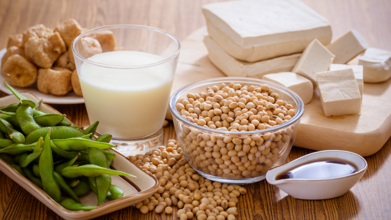 Een verscheidenheid aan sojaproducten die volgens het Franse onderzoek een te veel aan vrouwelijke hormonen kunnen bevatten.