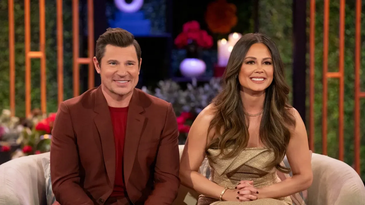 Presentatoren van Love is BLind, een populaire datingshow van Netflix