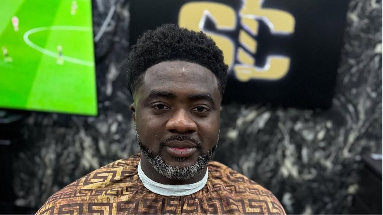 Kolo Touré in de kappersstoel