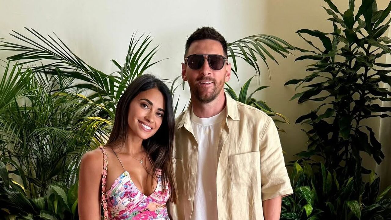 Lionel Messi samen met zijn vrouw Antonella Roccuzzo
