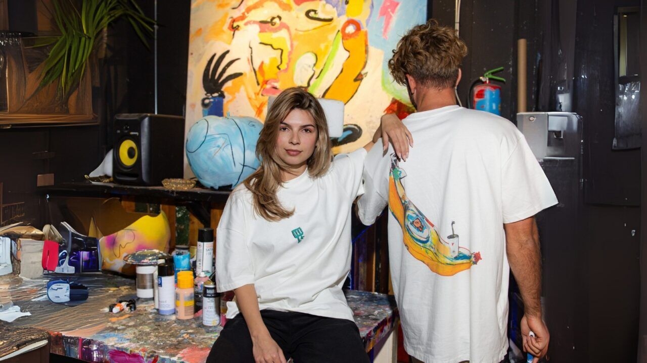 Illustratie voor: Van Porsche en MTV naar je kast: Nederlandse kunstenaars lanceren wearable art met Maison Maniac