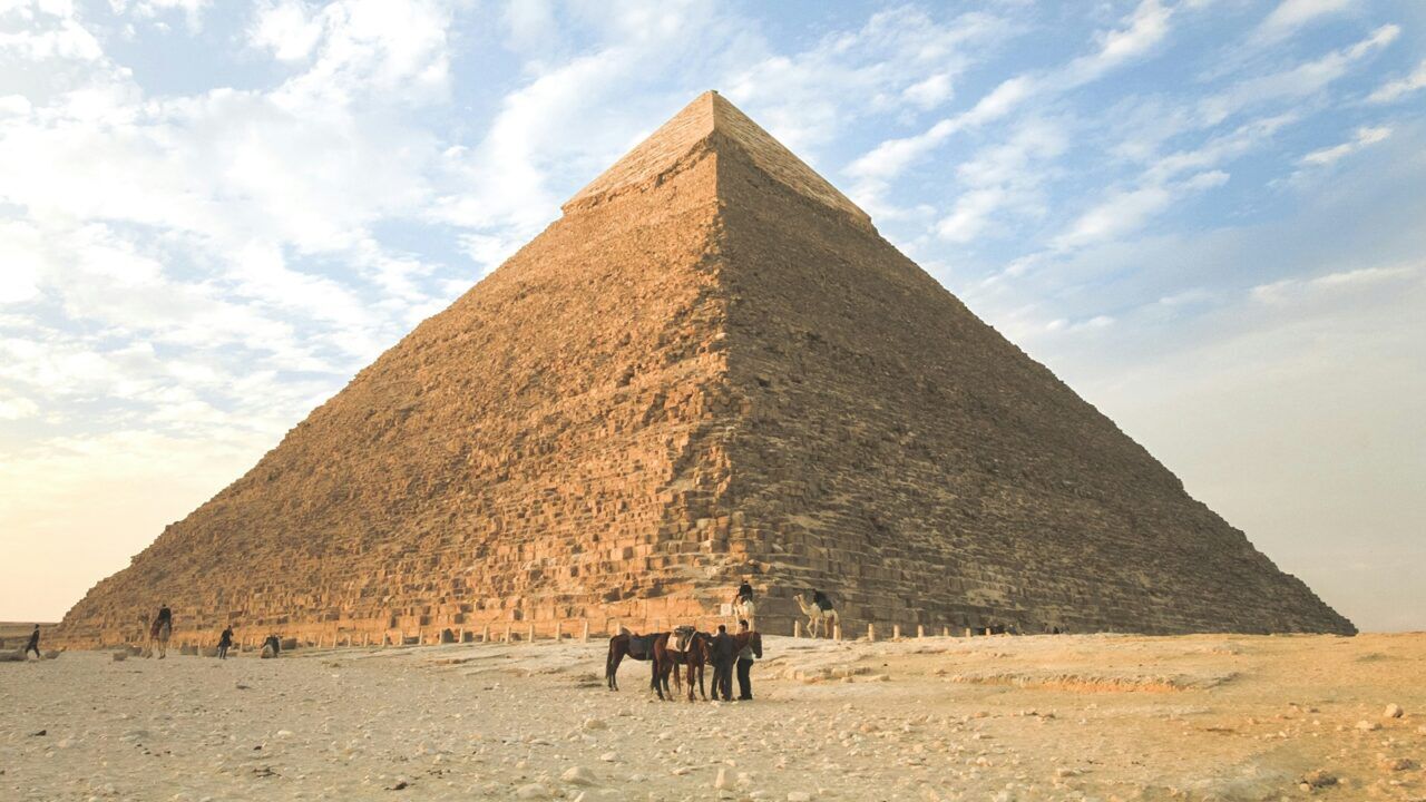 De Egyptische piramide waaronder een unieke ontdekking werd gedaan.