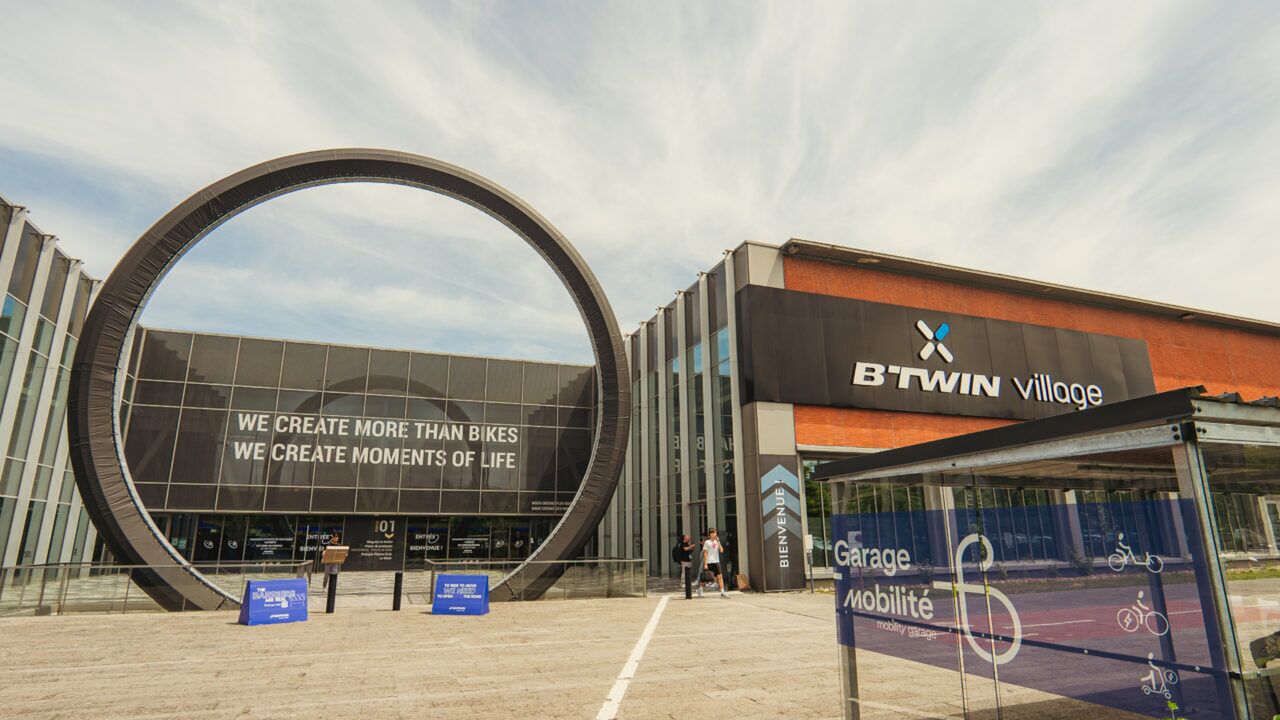 B'Twin Village, het fiets-hoofdkantoor van Decathlon in Lille