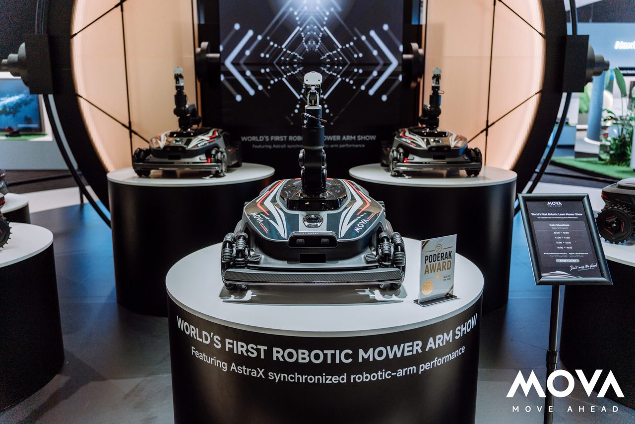 De ASTRAX, een robotmaaier van MOVA