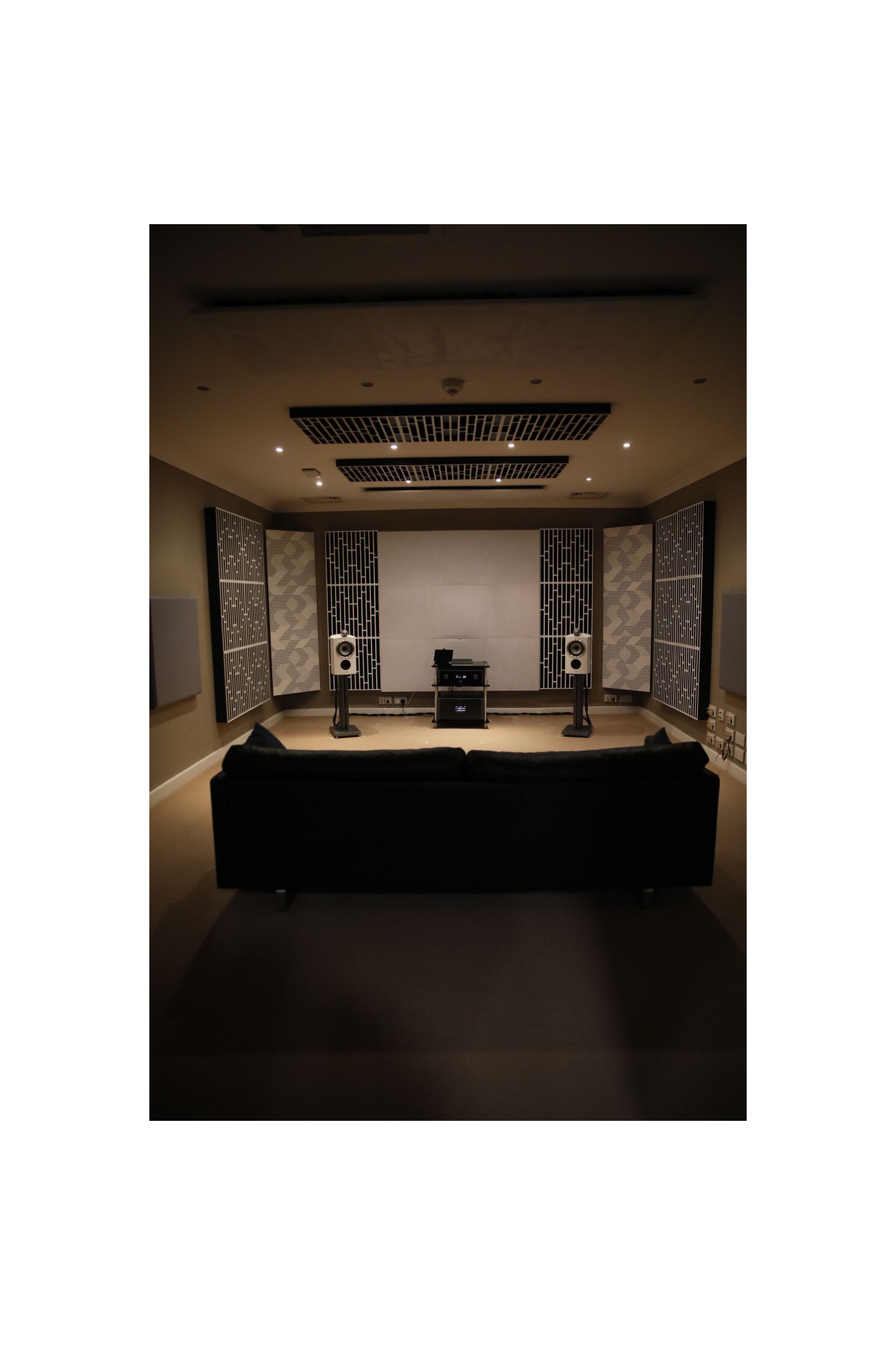 Bowers & Wilkins speaker
