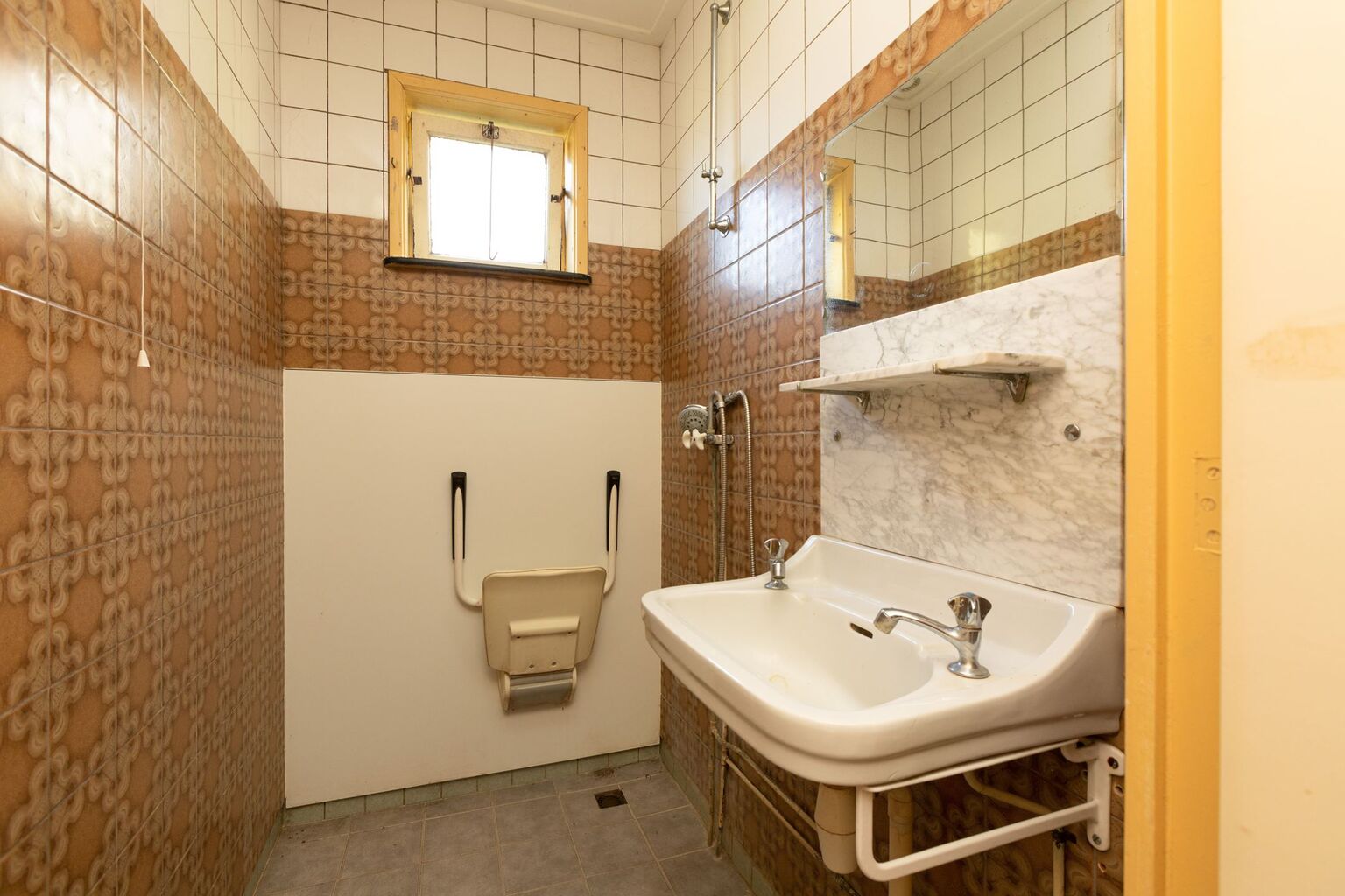 Funda-opknapper: vrijstaand (!) klushuis te koop voor €150.000,-