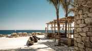 Illustratie voor: Deze beachclub in Mykonos is de ideale vakantiebestemming