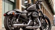 Illustratie voor: Drie Harley Davidson’s die je van je stoel doen glijden