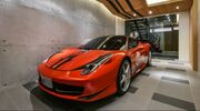 Illustratie voor: Parkeer jouw Ferrari in dit brute appartement in Taiwan