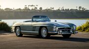 Illustratie voor: Deze zeldzame Mercedes-Benz 300 SL Roadster gaat onder de hamer