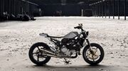 Illustratie voor: Zien: deze custom Ducati S4R Tracker is een enorme badass