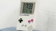 Illustratie voor: Deze Game Boy wekker maakt wakker worden wat minder erg