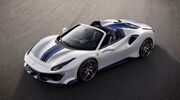 ferrari 488 pista spider cabrio pebble beach MAN MAN