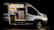 Illustratie voor: Dit Ford Transit-busje is omgebouwd tot een volwaardig huis op wielen