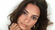 Emily Ratajkowski zwanger zonder kleren