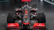 raceauto lewis hamilton wordt geveild f1 (1)