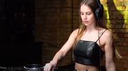 techno dj xenia vrouw