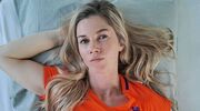 salaris Anouk Hoogendijk Oranje