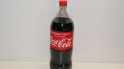 truc prik koolzuur langer in fles frisdrank cola