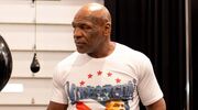 Vrouwen Mike Tyson lakiha spicer