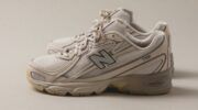 Een van de trending sneakers 2025: New Balance 740