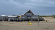 Een van de vakantiewoningen die duurder is geworden op het strand van Zandvoort