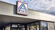 Buitenkant van een filiaal van de ALDI