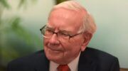 Warren Buffett tijdens een interview met Yahoo Finance