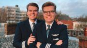 De piloten Joost en Bram.