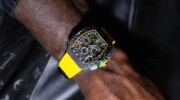 Horloge van Richard Mille om de pols van LeBron James