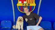 Frenkie de Jong, de voetballer die een nieuw contract heeft getekend bij FC Barcelona met een lager salaris