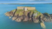 Thorne Island met fort in kwestie