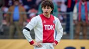 Chris Peters als Marco van Basten in BASTA