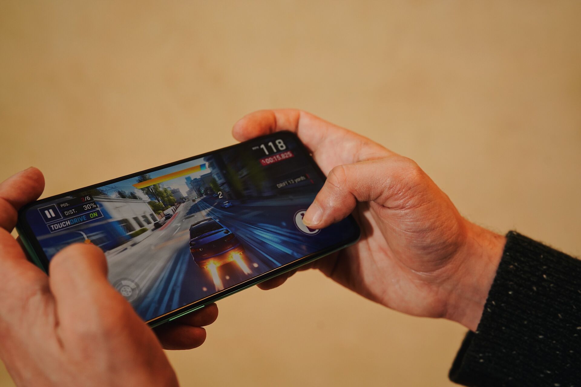OnePlus 8T smartphone games