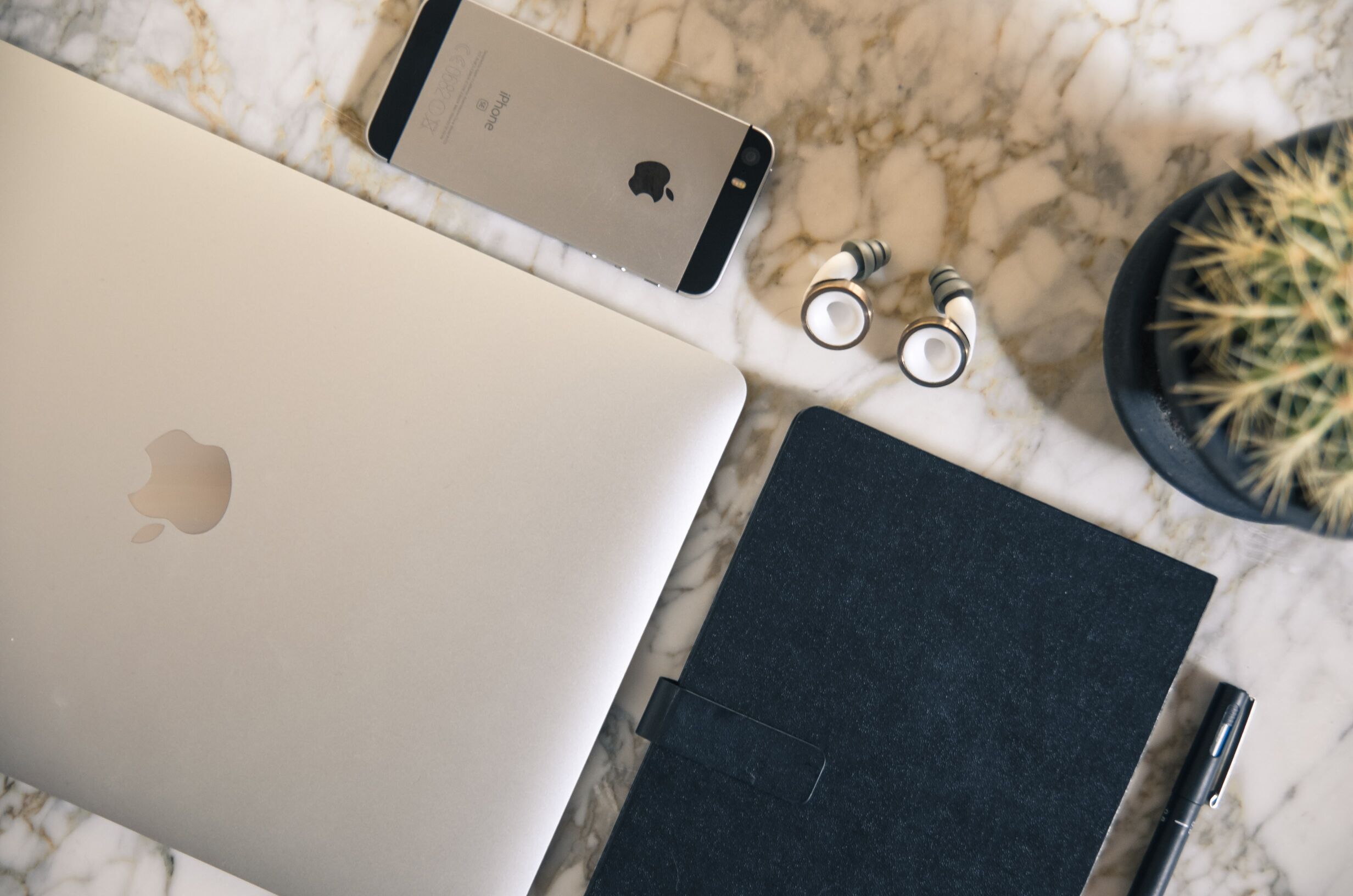 kickstarter-knops-oordoppen-manman