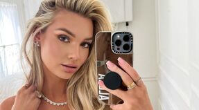 Alexa Collins stopt met school en verdient geld aan Instagram