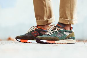runner sneakers