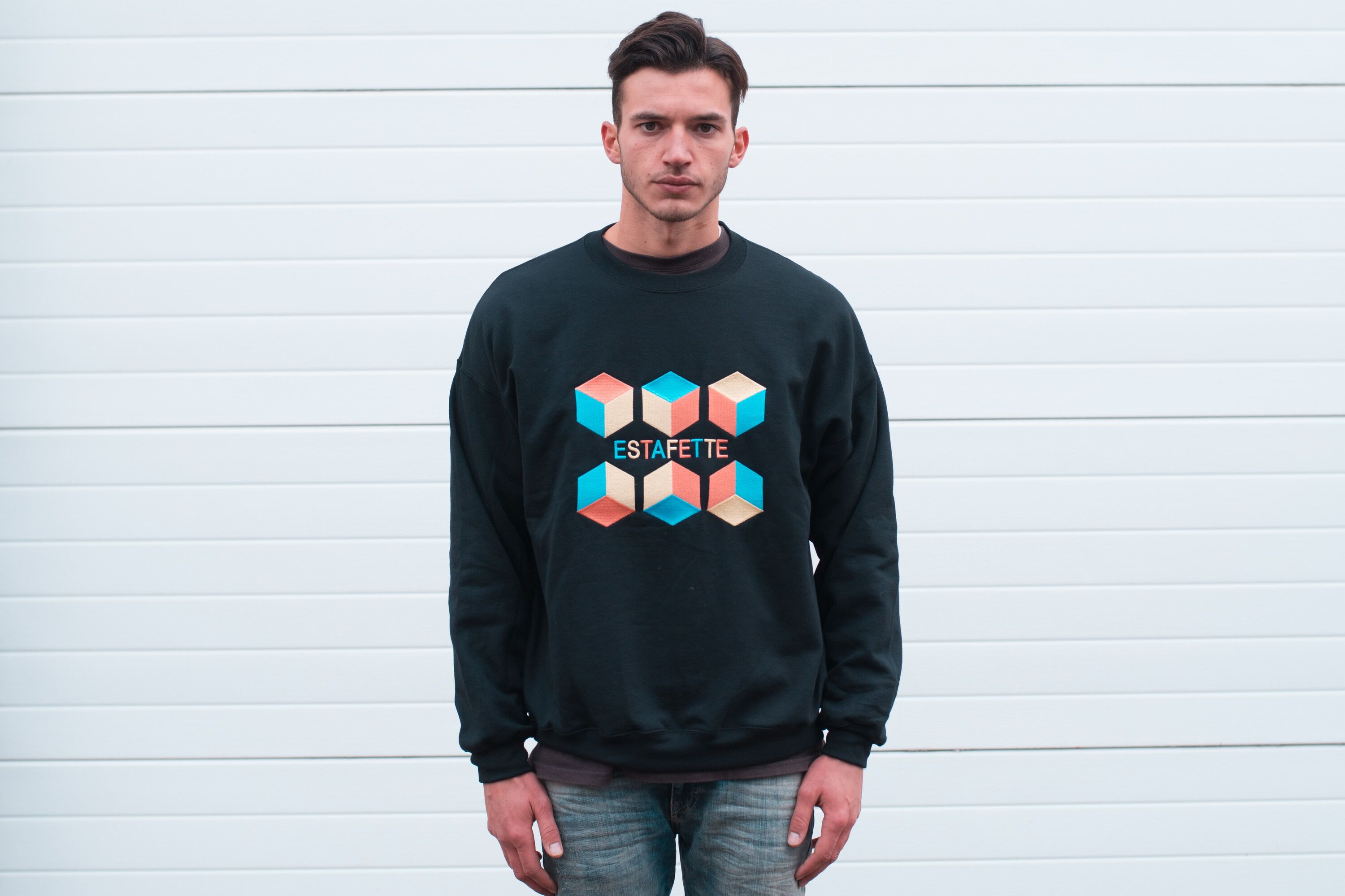 Estafette Studios kleding hoodies shirts Nederlands MAN MAN