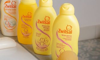 hoeveel kost een baby eerste jaar geld gezin gemiddeld