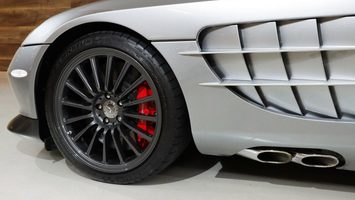 Mercedes-SLR-McLaren